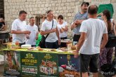 Click to enlarge image humanitarna_manifestacija_obrtnici_za_darku_eno_gastro_kastela_kastel_novi-25.jpg