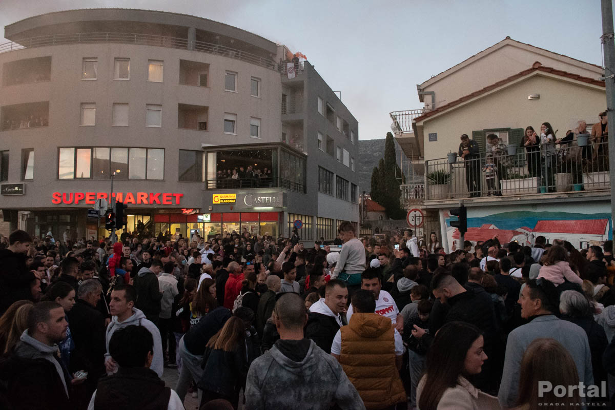 Click to enlarge image otkrivanje_murala_marka_livaje-28.jpg