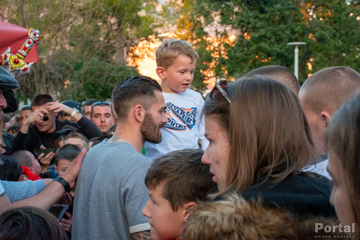 Click to enlarge image otkrivanje_murala_marka_livaje-48.jpg