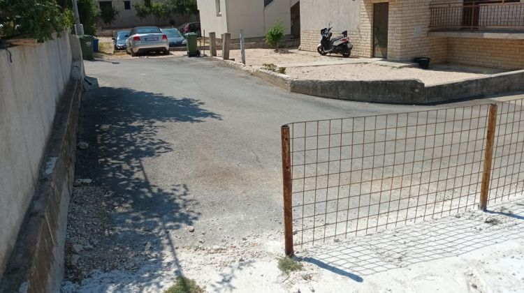 skriveno ograda tekst2