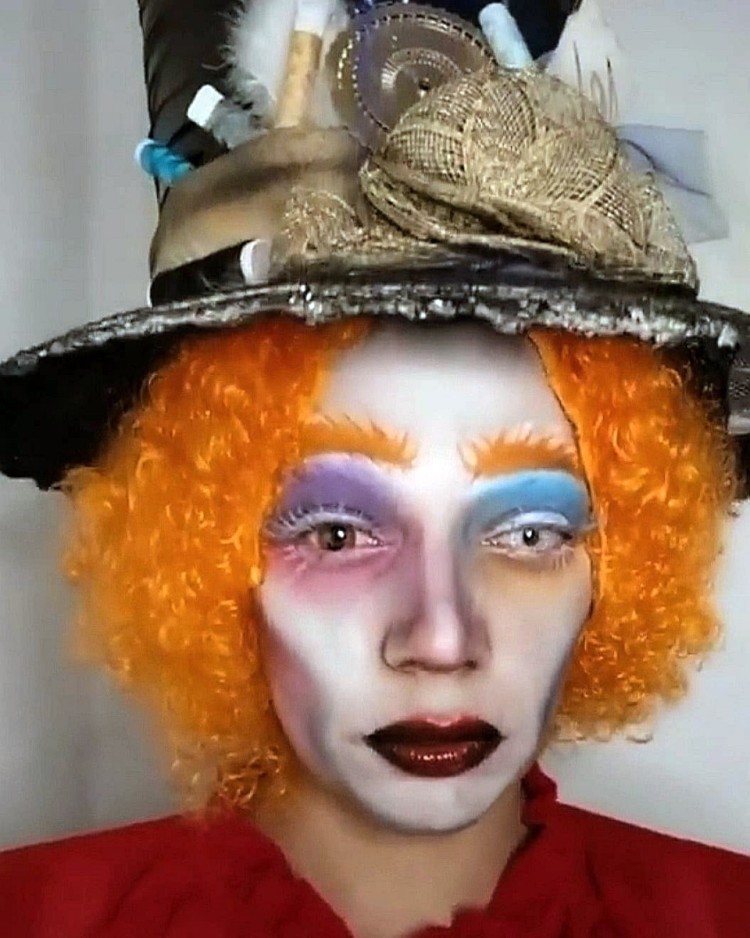 01 2