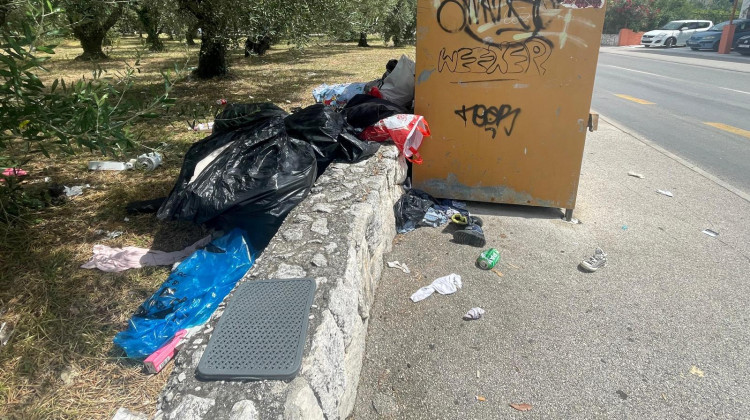 smecestari mala
