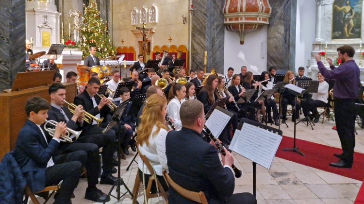 Spektakularan božićni koncert HGD Biranj (foto i video)