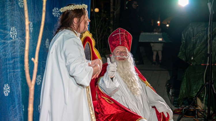 Najmlađi Kaštelani se predstavom pripremili za dolazak sv. Nikole