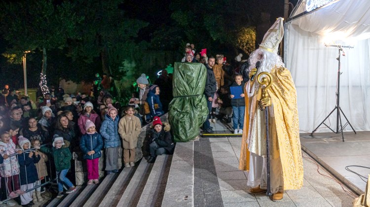 Veselje za najmlađe Kaštelane: stigao im sveti Nikola