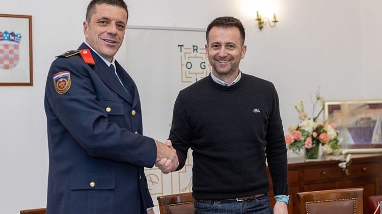 DVD TROGIR OVOGA LJETA DOBIVA DVA NOVA VOZILA VRIJEDNA VIŠE OD 800 000 EURA