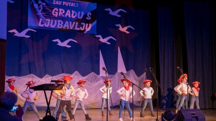 manifestacija gradu s ljubavlju kastel sucurac 004