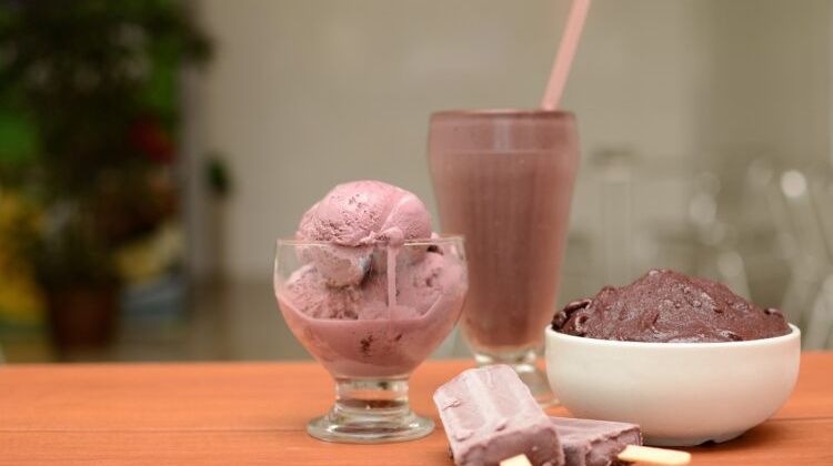 Čokoladni sladoled na štapiću koji možete napraviti od samo 2 sastojka...