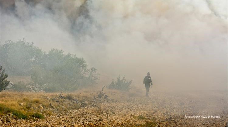 Vatrogasci upozoravaju: Velika opasnost od nastanka požara
