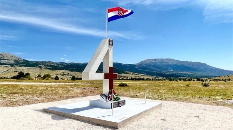 Otkriveno spomen-obilježje 4. gardijskoj brigadi na Dinari