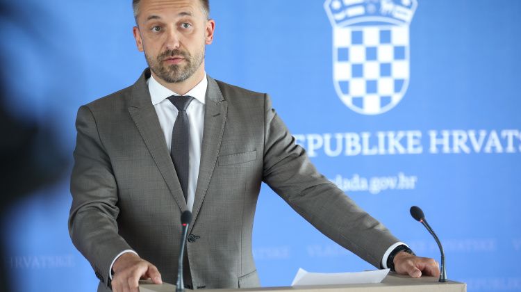 Piletić: Stranim radnicima produljit će se dozvole za boravak u Hrvatskoj 