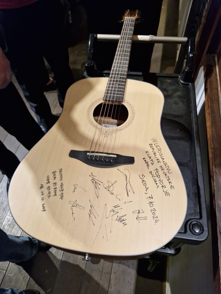 Klapa Podvorje tjedan dana gostovala u Južnoj Koreji