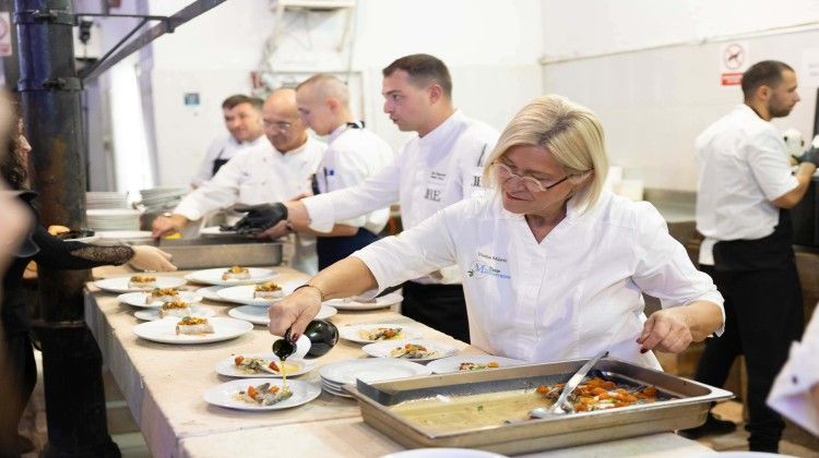 Chefovi su kuhali u Ribarnici