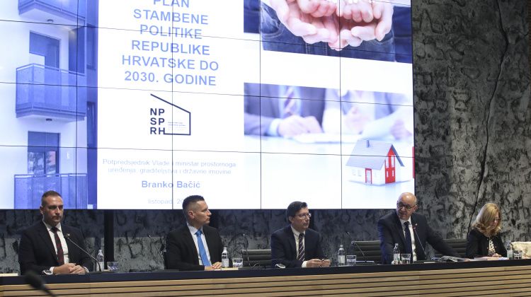 Bačić: Poziv vlasnicima praznih stanova da ih prijave u program priuštivog najma