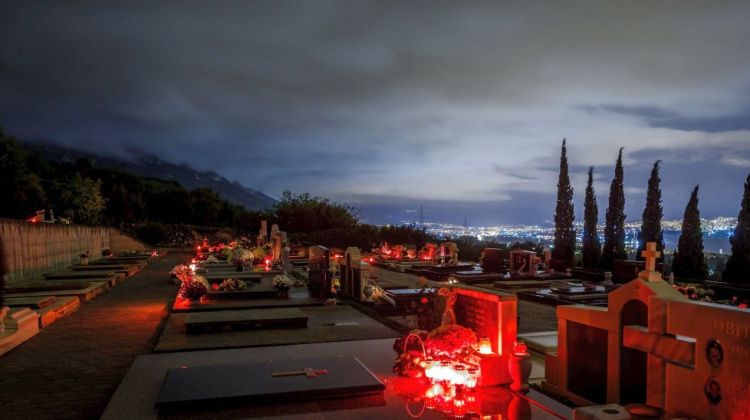 Grad Kaštela osigurao besplatan prijevoz na groblja