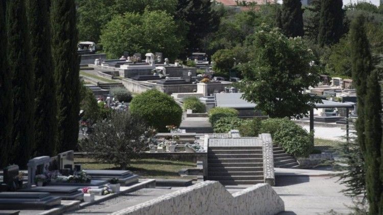 Nova pravila za solinska groblja, Grad pozvao građane da iznesu prijedloge