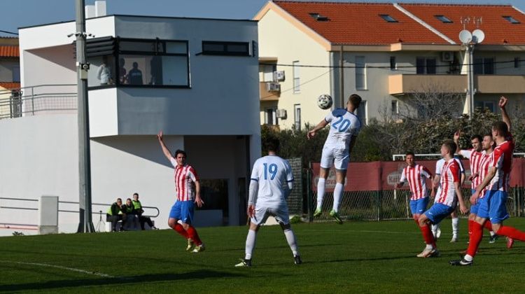 Derbi trećeligaškog juga Sloga – Uskok u subotu, u večernjim satima – Grad Solin