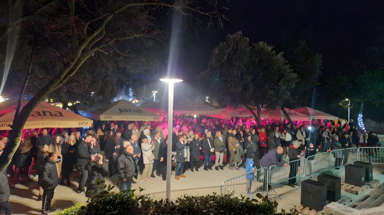 Sve je spremno za najluđu noć u Kaštelima, provod je zagarantiran (VIDEO)