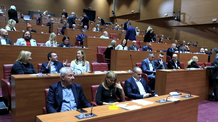 Hrvatski sabor u 2024: Novi saziv, nova lokacija, dvostruke plaće i stare navike