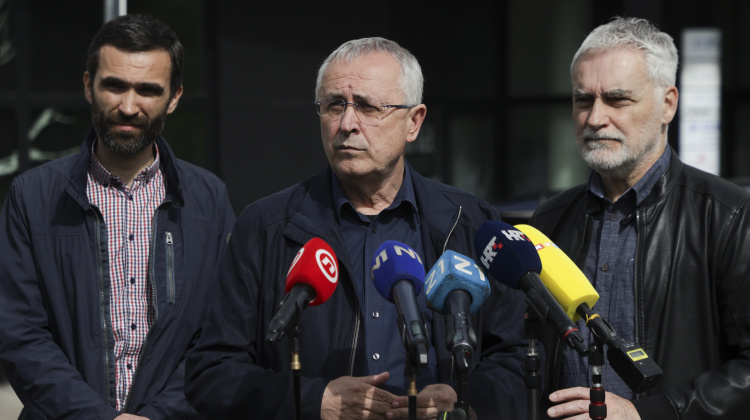 Odgođen prosvjed obrazovnih sindikata zbog smrti pape Franje 