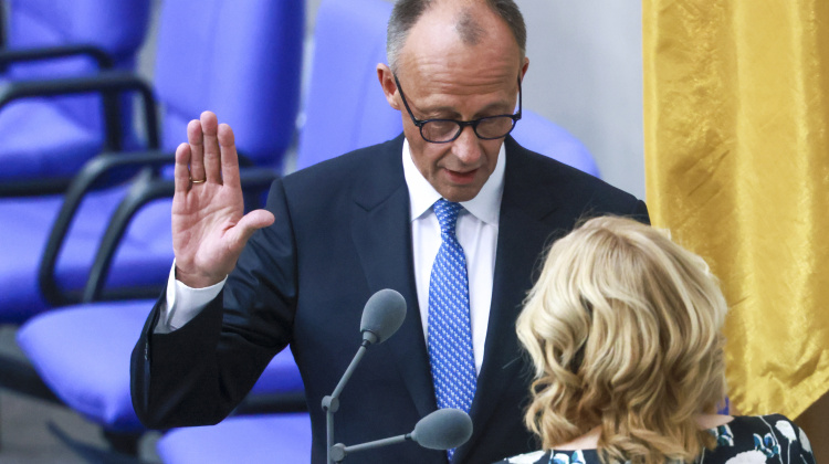 Novi njemački kancelar Merz i vlada preuzeli dužnost