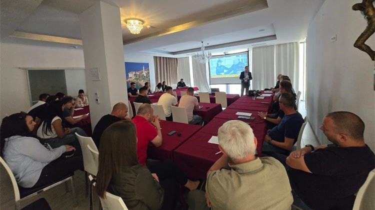 U Trogiru održan seminar o jačanju povjerenja građana u policiji i interakcijama s građanima