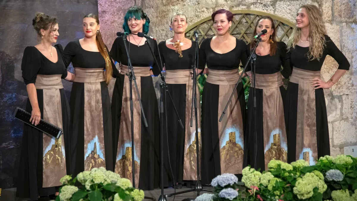 Splitska Ventula i omiška Mirabela popele se na najvišu točku klapskog Olimpa