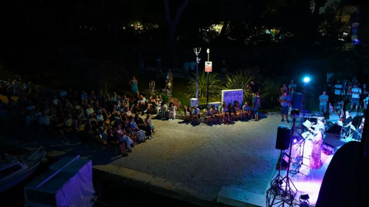 NOVO KONCERTNO MJESTO PARK FORTIN ODUŠEVIO TROGIR KONCERTOM TIJARDOVIĆU I GOTOVCU