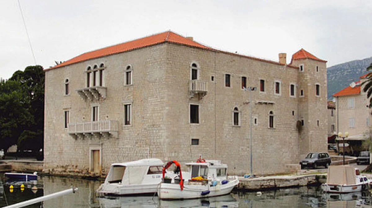  Izložba o zločinima komunizma danas u dvorcu Vitturi