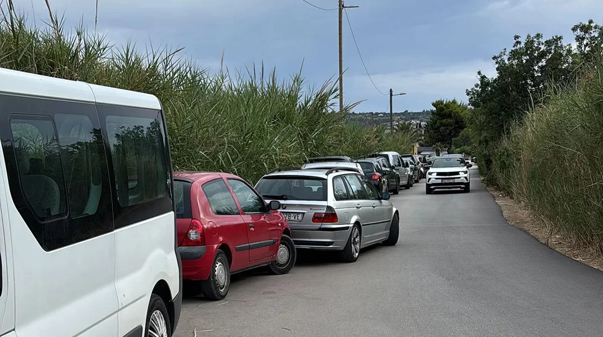Apel stanovnika Divulja: U vlastitom smo zatvoru zbog parkiranih auta i nesnosnih gužvi (VIDEO)