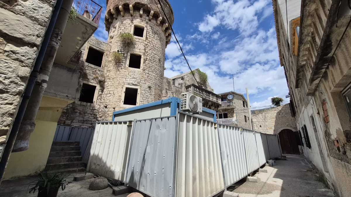 Obnavlja se kula Cambi, rok građenja je 18 mjeseci