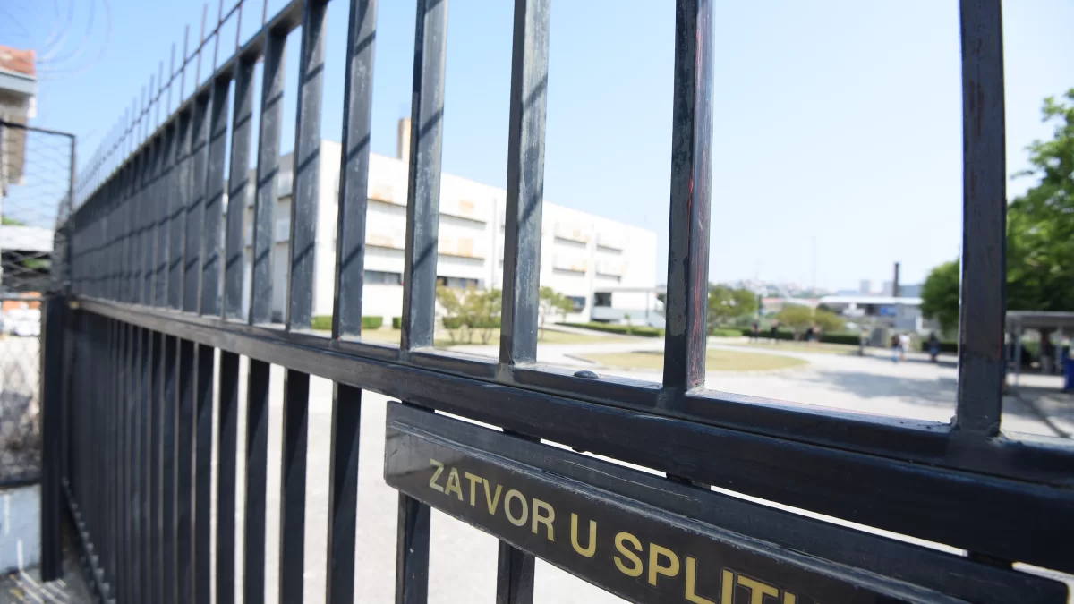  Tri Britanca osumnjičena za silovanje uz jamčevinu pušteni iz splitskog pritvora