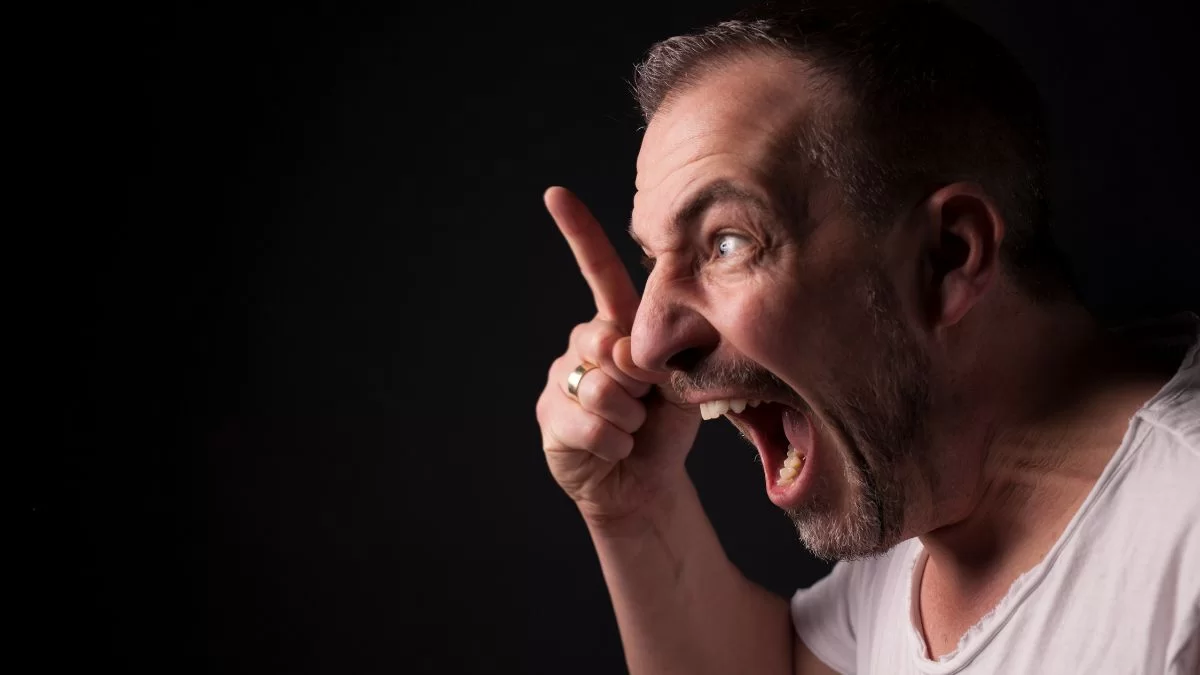 Drunk mechanic yelled at parents in broad daylight, explained why in court