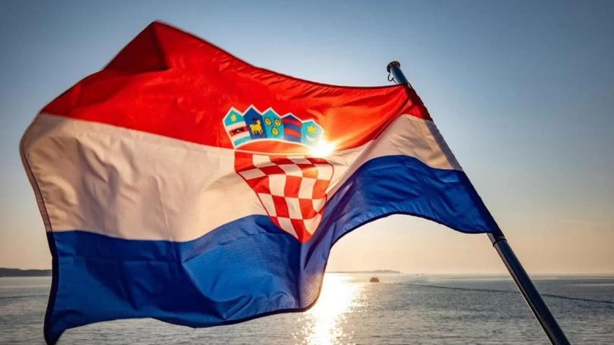 Čestitka povodom Dana pobjede i domovinske zahvalnosti i Dana hrvatskih branitelja – Grad Kaštela