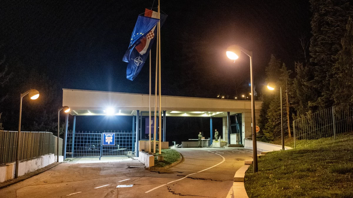 Muškarac pokušao upasti u kompleks Ureda predsjednika, privela ga policija