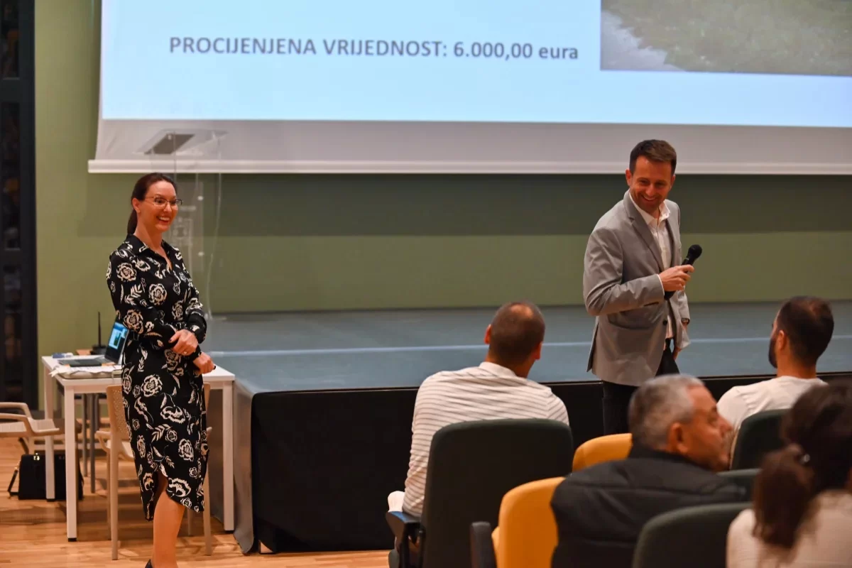 Započinje 8. izdanje „I tebe se pita!“: Trogirani biraju koje male komunalne projekte žele u svom susjedstvu