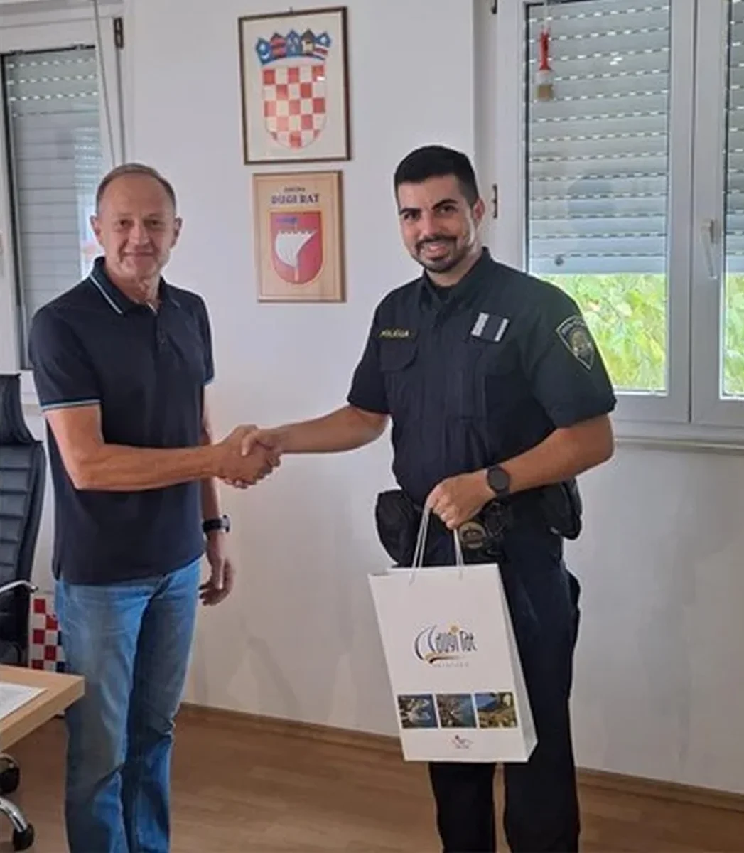 naj policajac05