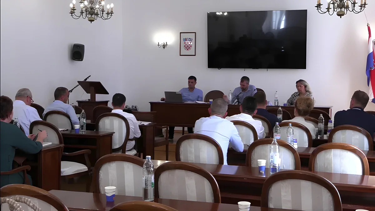 Tematska sjednica u Trogiru: na dnevnom redu stanje školske infrastrukture