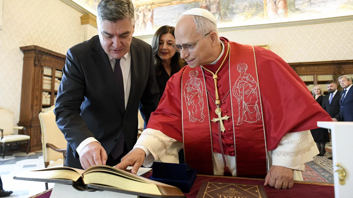 Milanović pozvao papu u Hrvatsku, 