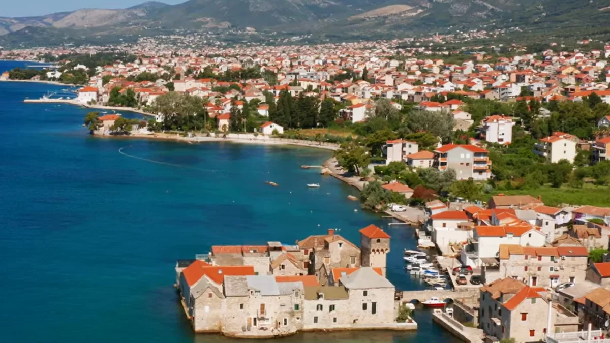 FOTOBESIDA Predivni prizori Kaštela iz zraka (VIDEO)