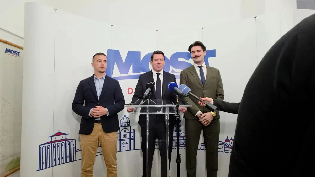 Most predstavio novo vodstvo: “Mladi, nekompromitirani ljudi vraćaju politiku narodu”