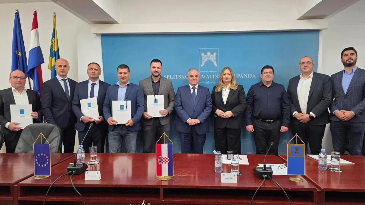 Splitsko-dalmatinska županija potpisala novih 8 sporazuma za stambene projekte mladih - ukupno 11 jedinica lokalne samouprave uključeno u program