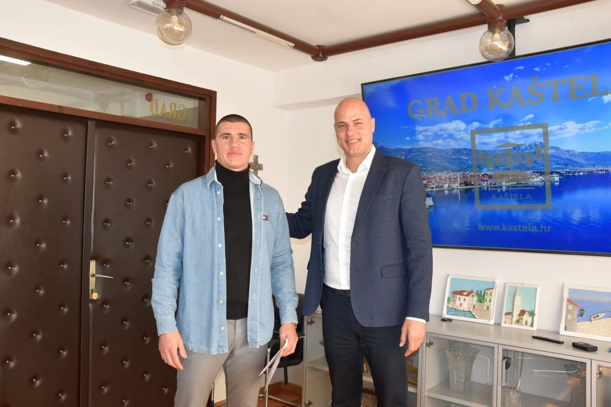 Održan prijem za kaštelanske kickboksače nakon uspjeha na Svjetskom prvenstvu – Grad Kaštela