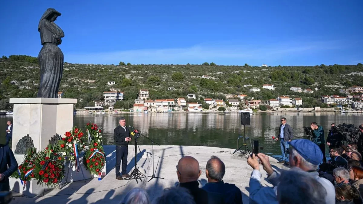 Predsjednik Milanović sudjelovao na svečanosti otkrivanja obnovljenog spomenika žrtvama El Shatta „Majka Domovina“ - Predsjednik Republike Hrvatske - Zoran Milanović