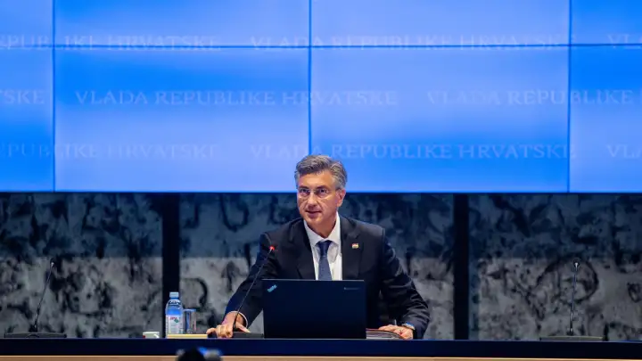 Premijer čestitao Dan neovisnosti: Ponosni na sva postignuća u proteklih 35 godina