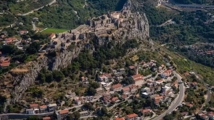 Klis: Nova pravila gradnje trebala bi sačuvati prostor i vizure