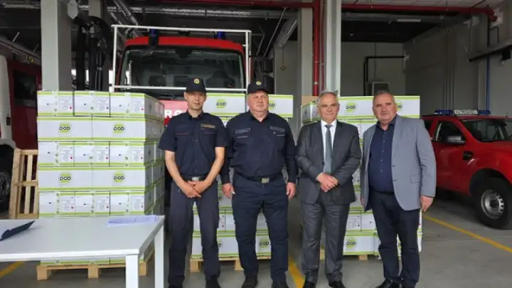Jačanje vatrogasnog sustava: U Vučevici uručena oprema za vatrogasne postrojbe