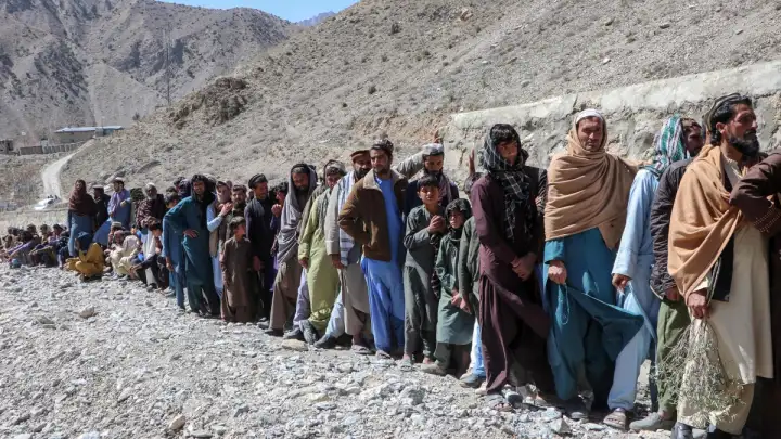 Rat u Iranu mogao bi do lipnja gurnuti 45 milijuna ljudi u veliku glad - WFP