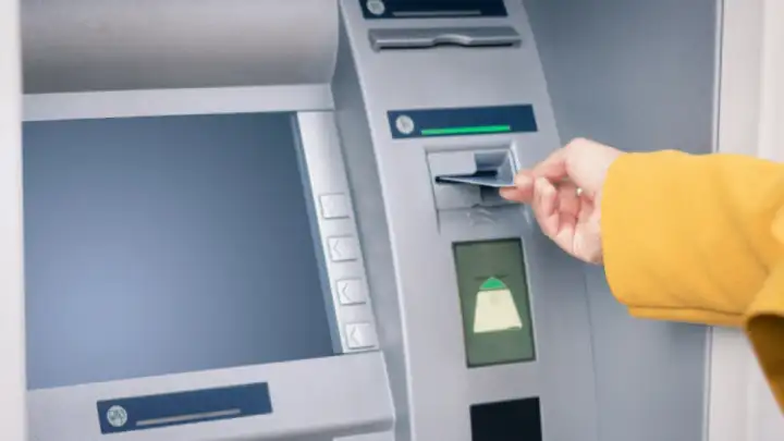 Interaktivna karta poslovnica i bankomata