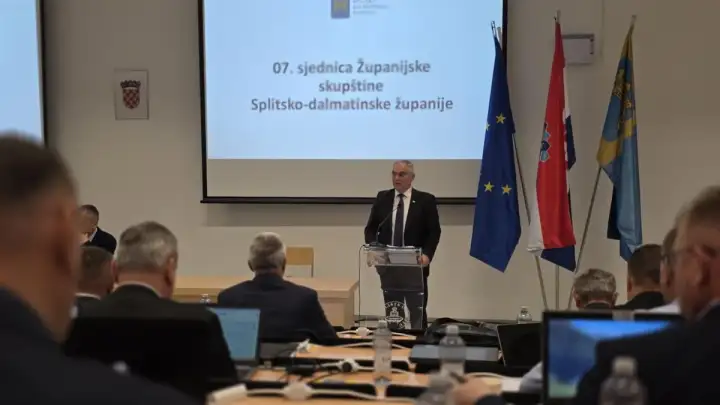 Župan Boban uoči 7. sjednice Županijske skupštine: uvođenje magnetske rezonance u primarnu zdravstvenu zaštitu u Sinju